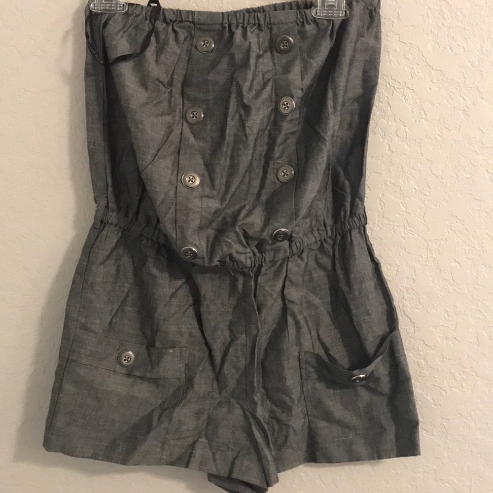 Strapless romper
